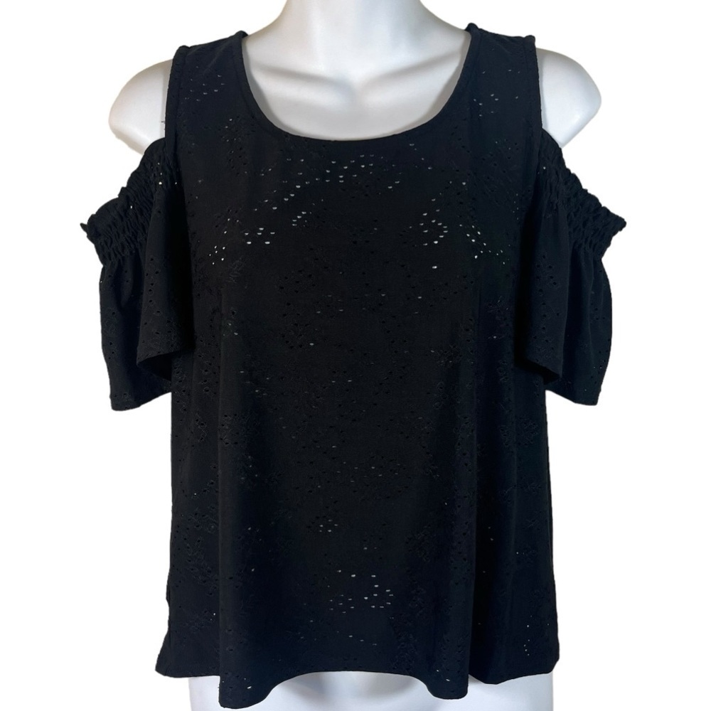 W5 Concepts black floral eyelet cold shoulder top in EUC size M